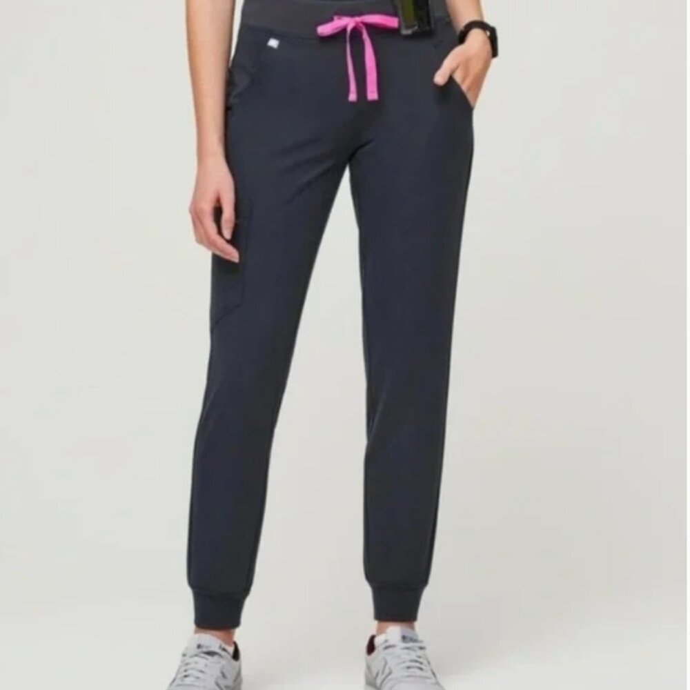 NWT Figs Zamora Night Sky Gray Scrubs Pants Joggers Women’s Size small